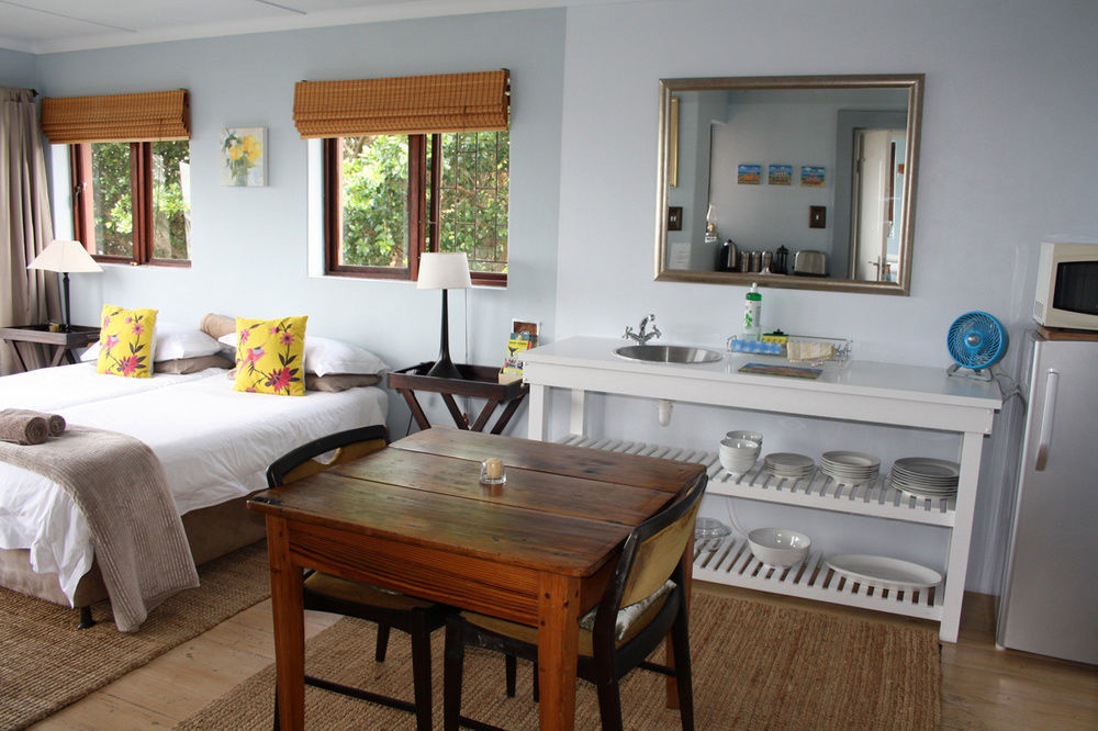 Zen Guesthouse Jeffreys Bay Exterior foto